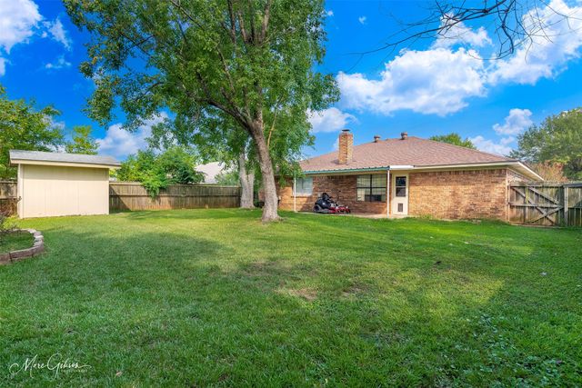 2608 Brown Street, Bossier City, LA 71111