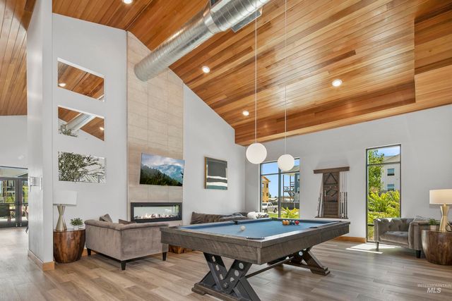 683 W Wrangler, Meridian, ID 83646