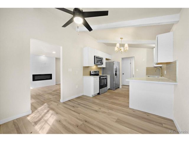 10 Juneau Pl, Longmont, CO 80504