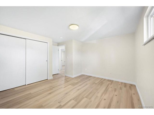 10 Juneau Pl, Longmont, CO 80504