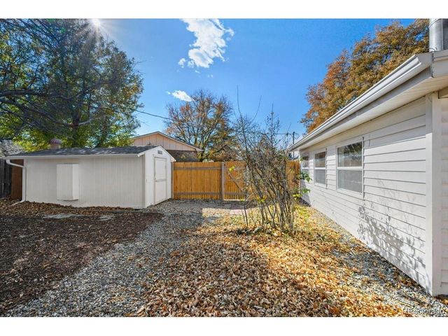 10 Juneau Pl, Longmont, CO 80504