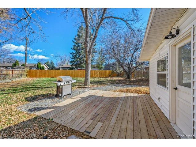 10 Juneau Pl, Longmont, CO 80504