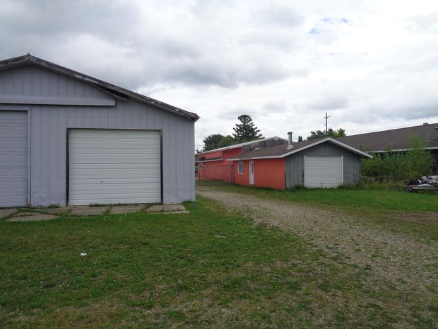 1409 Heightsview Drive, Houghton Lake, MI 48629