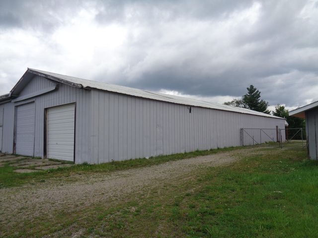 1409 Heightsview Drive, Houghton Lake, MI 48629