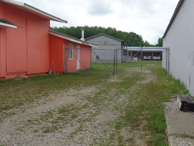 1409 Heightsview Drive, Houghton Lake, MI 48629