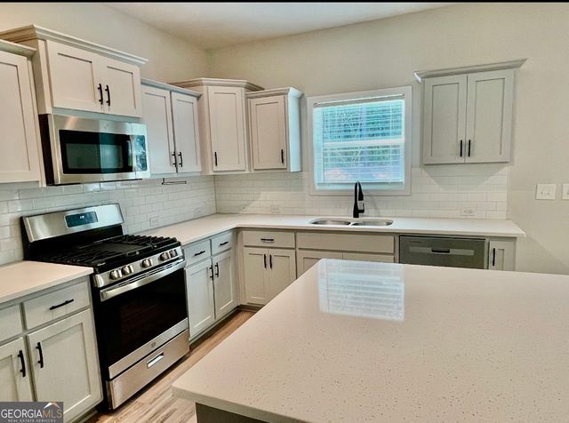 100 Fenwick Manor Drive, Lagrange, GA 30241