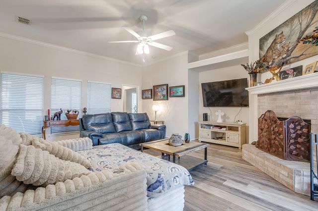 3004 Stroll Drive, Granbury, TX 76049