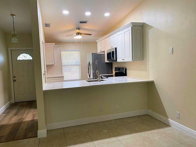 5085 Bottlebrush Street, Delray Beach, FL 33484