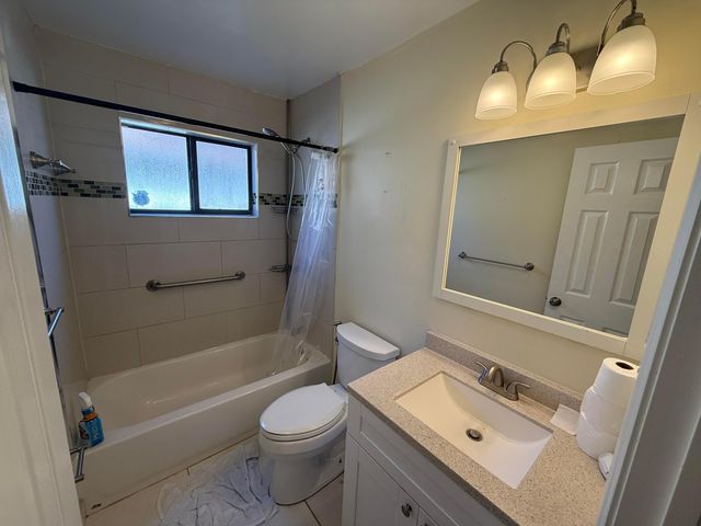 5101 SW 24th Street, West Park, FL 33023