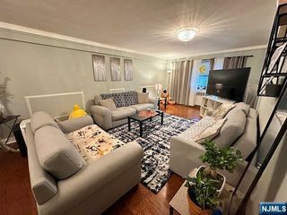 208 Anderson Street S5E, Hackensack, NJ 07601