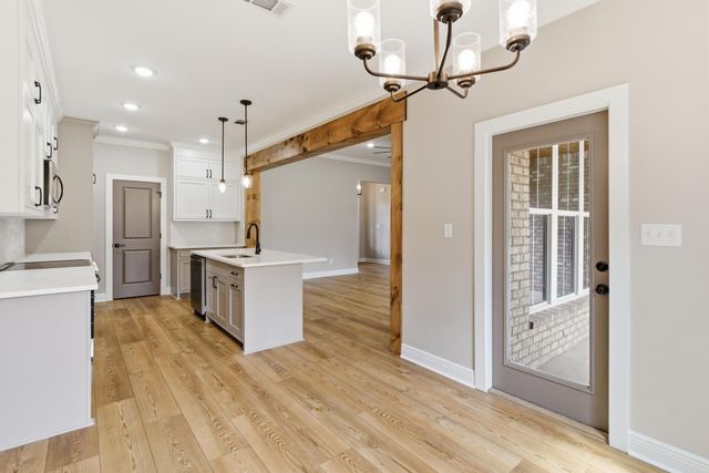 14 Shawnee Ln., Hattiesburg, MS 39402