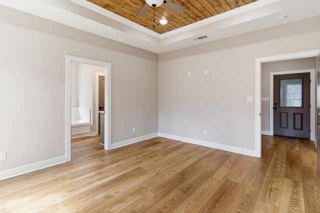 14 Shawnee Ln., Hattiesburg, MS 39402