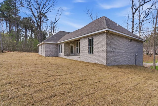 14 Shawnee Ln., Hattiesburg, MS 39402