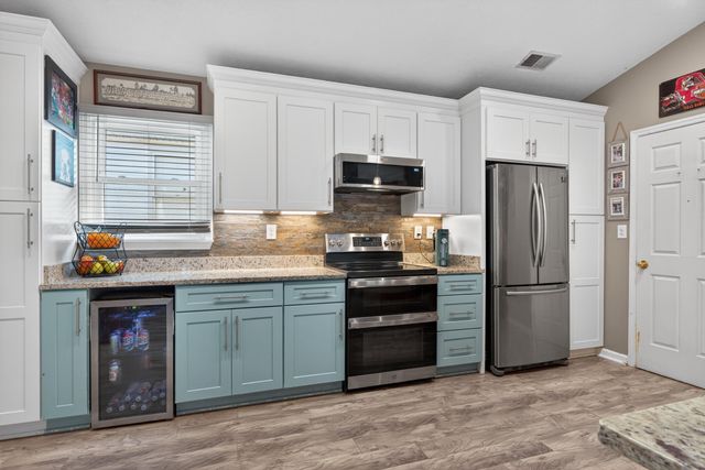 217 Woodbrook Place, Lexington, KY 40511