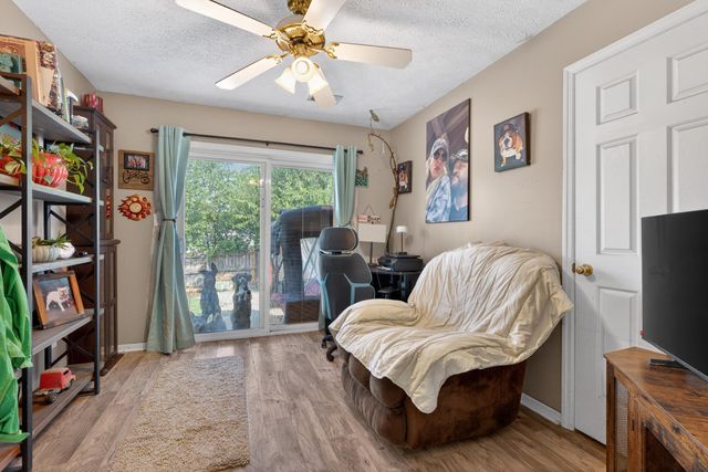 217 Woodbrook Place, Lexington, KY 40511