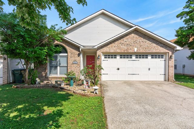217 Woodbrook Place, Lexington, KY 40511