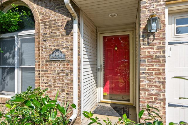 217 Woodbrook Place, Lexington, KY 40511