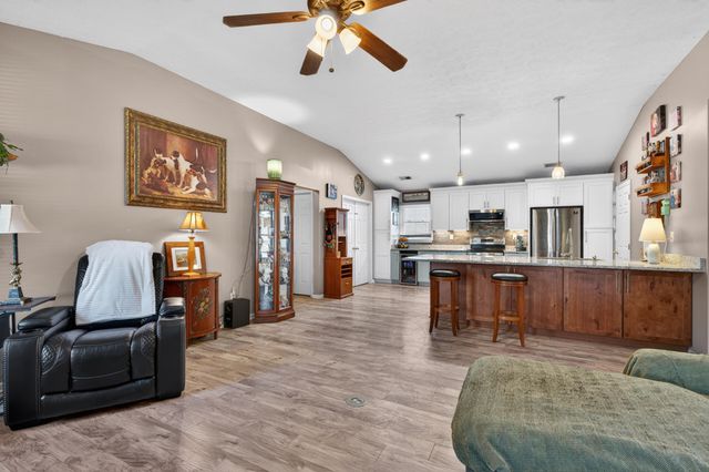 217 Woodbrook Place, Lexington, KY 40511