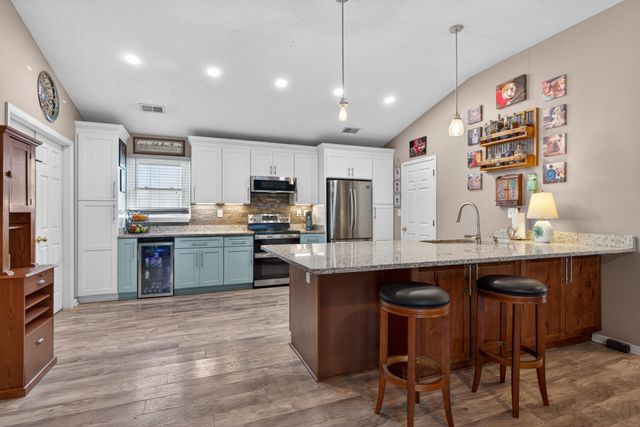 217 Woodbrook Place, Lexington, KY 40511