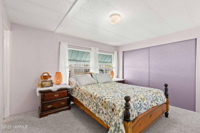 W 55 Washington Ave # 80, Yakima, WA 98902