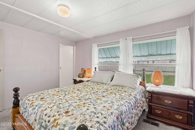 W 55 Washington Ave # 80, Yakima, WA 98902