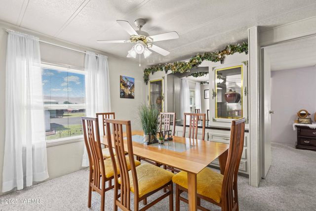 W 55 Washington Ave # 80, Yakima, WA 98902