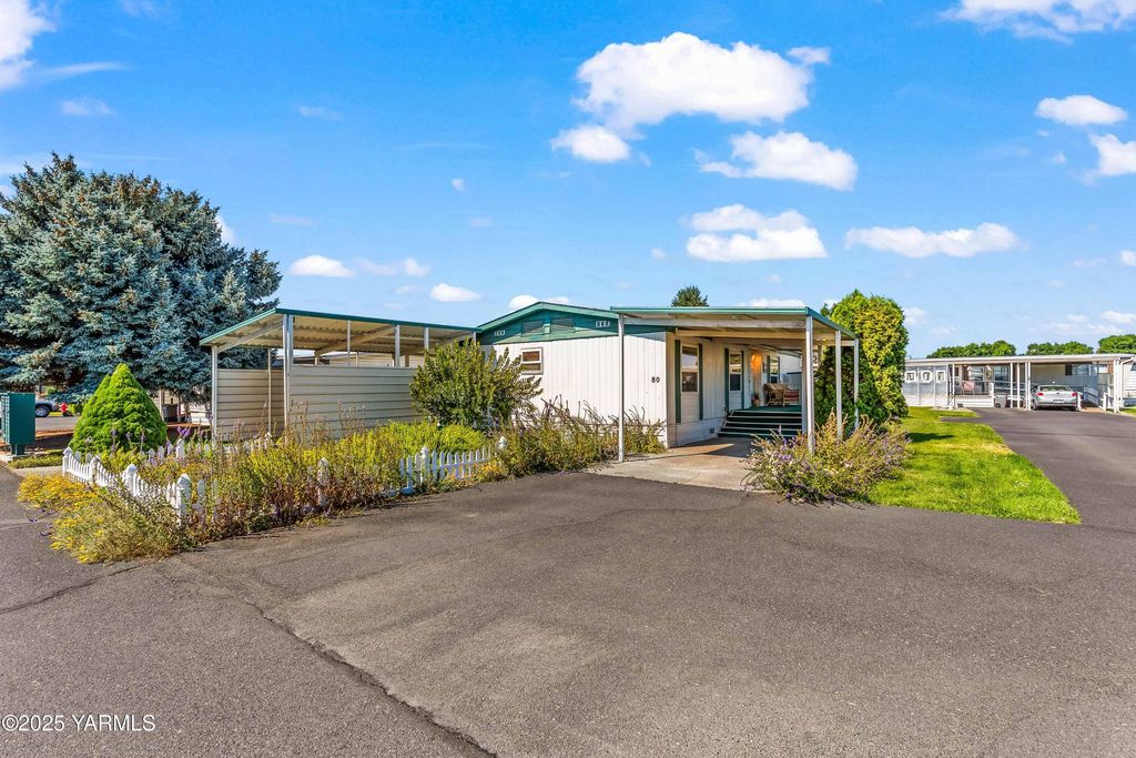 W 55 Washington Ave # 80, Yakima, WA 98902