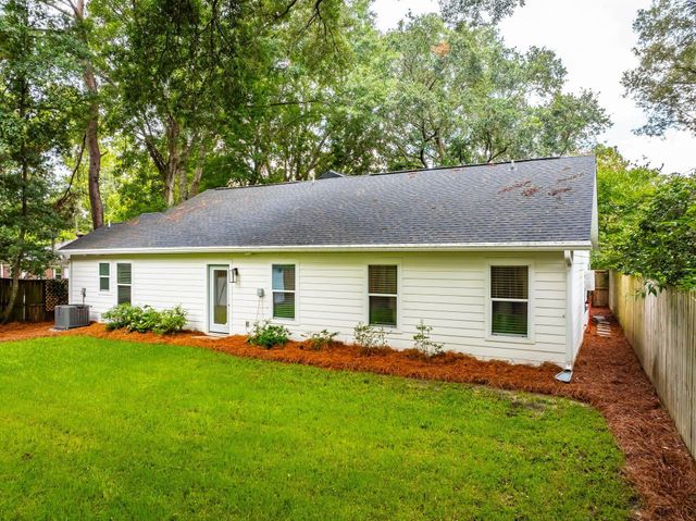 330 Riverland Drive, Charleston, SC 29412