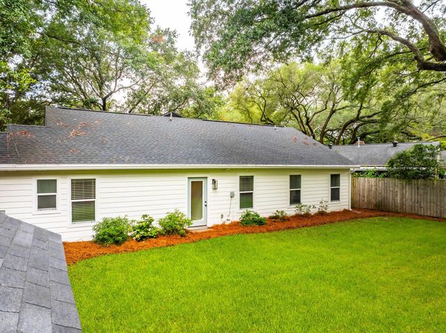 330 Riverland Drive, Charleston, SC 29412