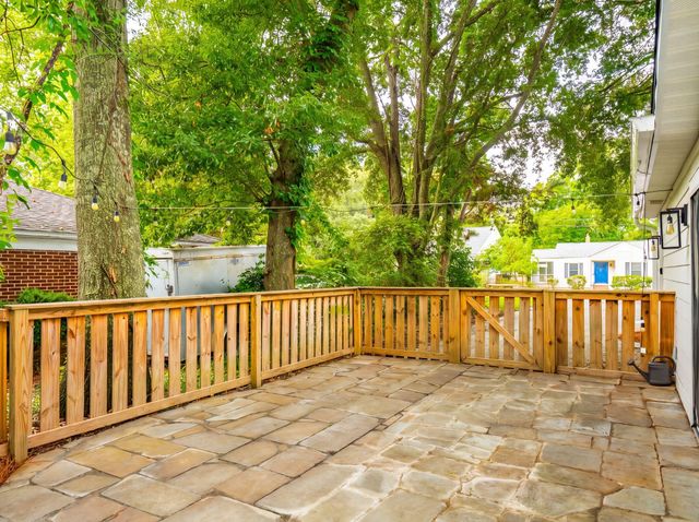 330 Riverland Drive, Charleston, SC 29412