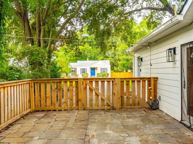 330 Riverland Drive, Charleston, SC 29412