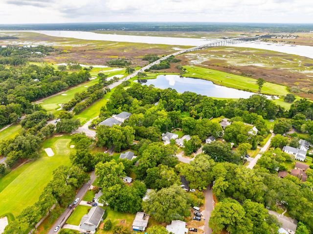 330 Riverland Drive, Charleston, SC 29412