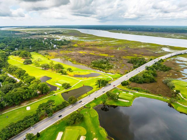 330 Riverland Drive, Charleston, SC 29412