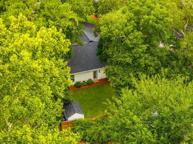 330 Riverland Drive, Charleston, SC 29412