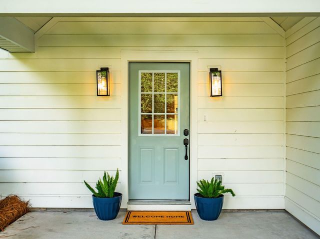 330 Riverland Drive, Charleston, SC 29412