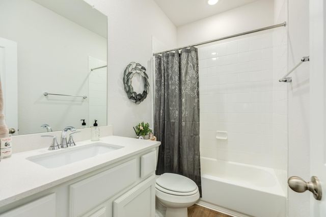 4010 Shackleton Court, Rosharon, TX 77583