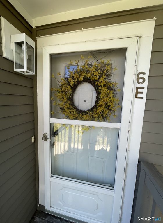 53 Brushy Plain Road 6E, Branford, CT 06405