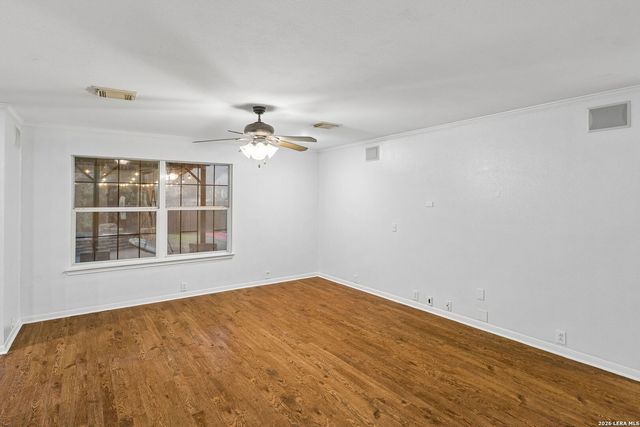 1637 Rolling Brook Ln, Schertz, TX 78154