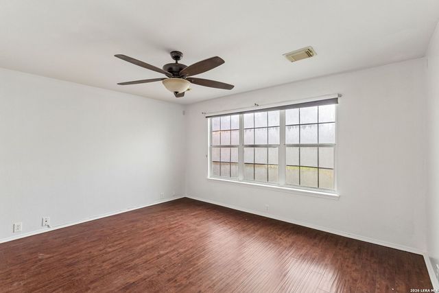 1637 Rolling Brook Ln, Schertz, TX 78154