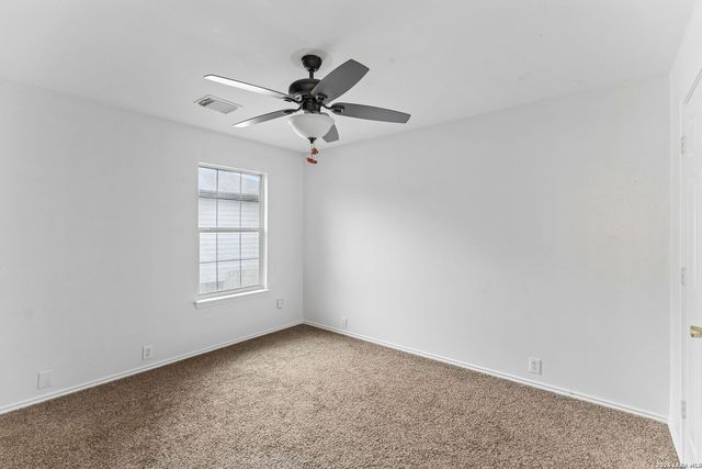 1637 Rolling Brook Ln, Schertz, TX 78154