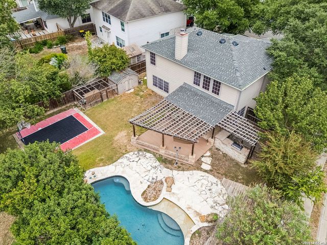 1637 Rolling Brook Ln, Schertz, TX 78154