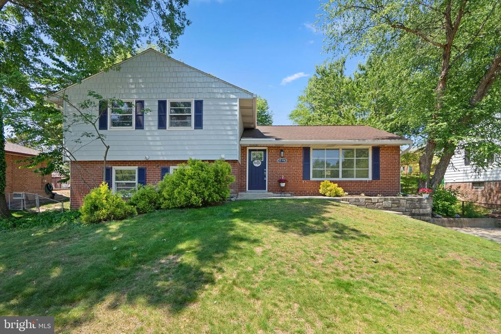 Image 1 of property listing at 12316 PRETORIA DR, Silver Spring, MD 20904