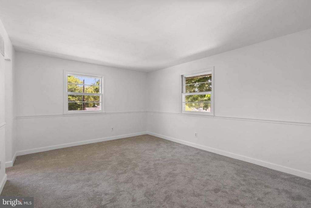 Image 22 of property listing at 12316 PRETORIA DR, Silver Spring, MD 20904