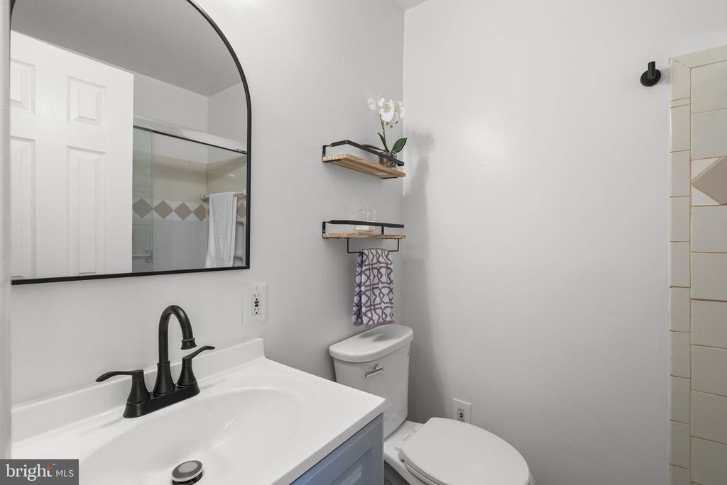 Image 25 of property listing at 12316 PRETORIA DR, Silver Spring, MD 20904