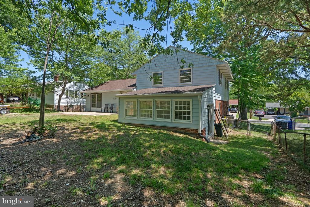Image 41 of property listing at 12316 PRETORIA DR, Silver Spring, MD 20904