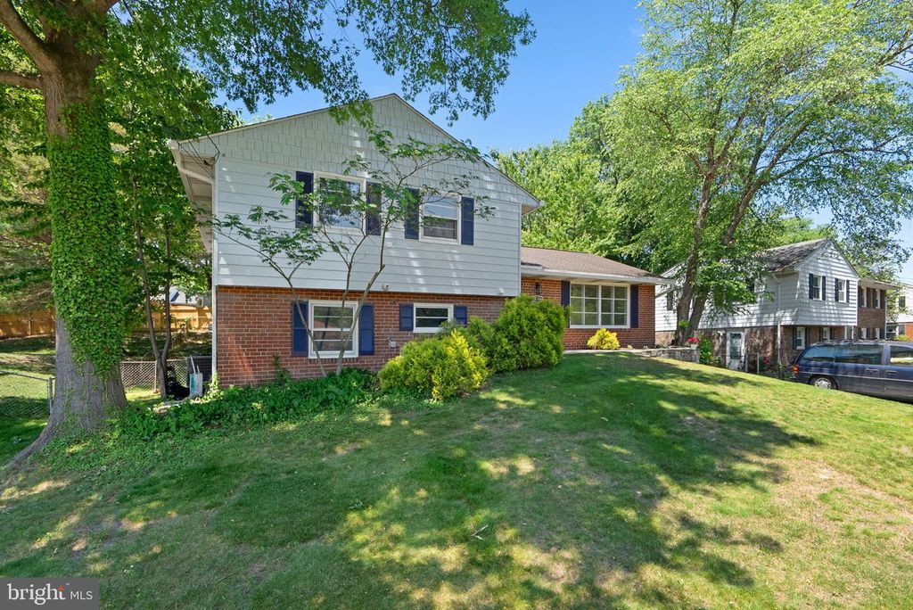Image 45 of property listing at 12316 PRETORIA DR, Silver Spring, MD 20904