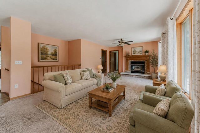 N2804 COUNTY ROAD Y, Clintonville, WI 54929