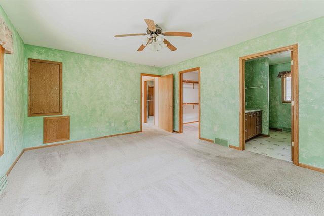 N2804 COUNTY ROAD Y, Clintonville, WI 54929