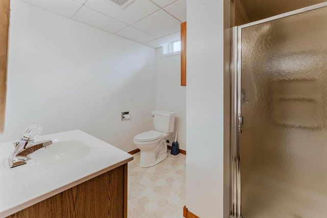 N2804 COUNTY ROAD Y, Clintonville, WI 54929
