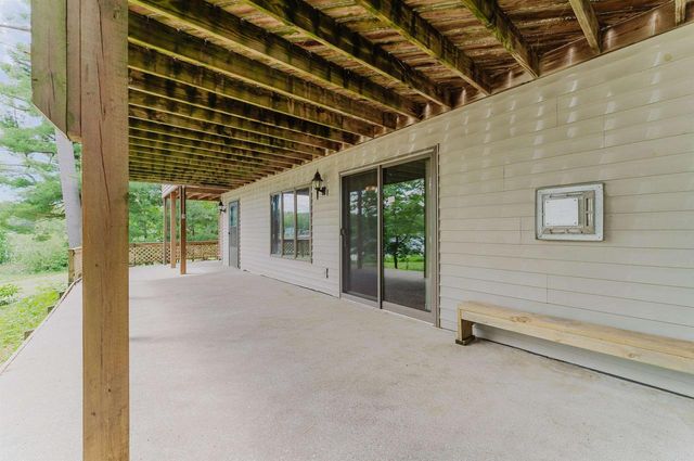 N2804 COUNTY ROAD Y, Clintonville, WI 54929
